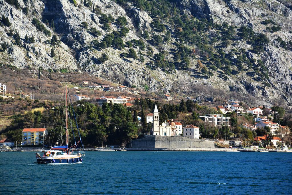 Apartments Tre Sorelle Kotor Exterior photo